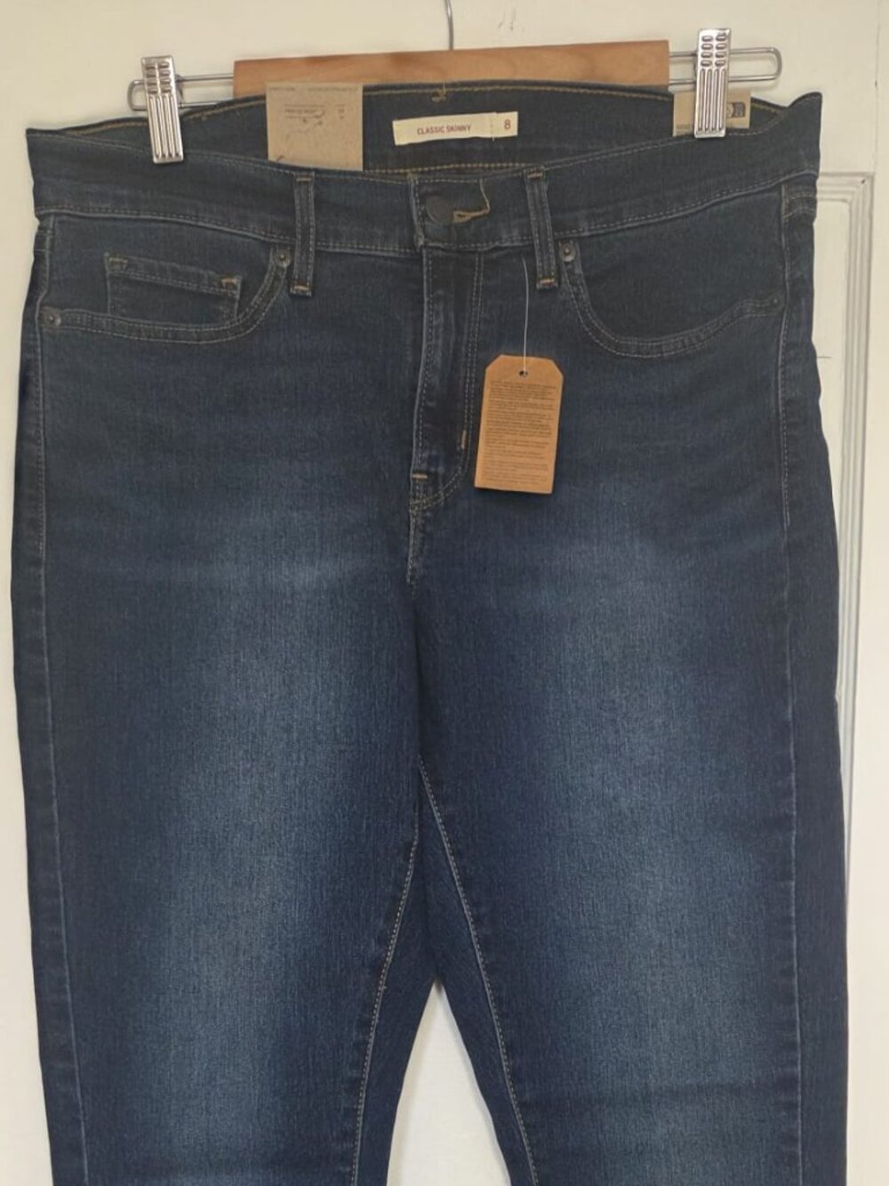 Womens 8 LEVI'S Classic Skinny